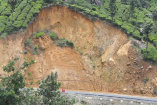 villages in the district in fear of landslides  idukki latest news  ഇടുക്കി വാര്‍ത്തകള്‍  മണ്ണിടിച്ചില്‍ വാര്‍ത്തകള്‍