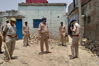 Etv Bharat, Gujarati News, Chitrakoot News, Police Encounter