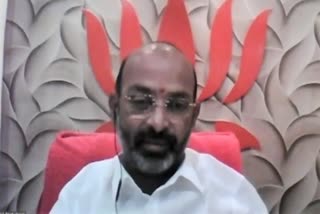 bjp state president bandi sanjay criticize on