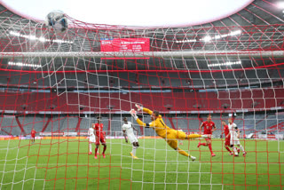 Bayern  beat Eintracht Frankfurt