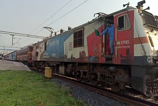 first-special-train-rolled-out-at-new-bhubaneswar-station