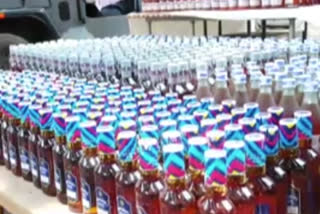 west godavari dst police deized thelanga liquor in eluru mandal