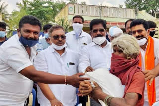 Poor food kit distributed to people in Kolar