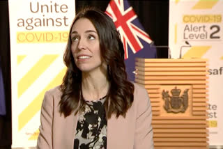NZ PM carries on with TV interview during quake