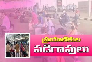 passengers-agitated-at-shamshabad-airport