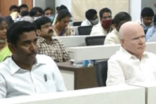 cm jagan video conference with east godavari party leaders in kakinada