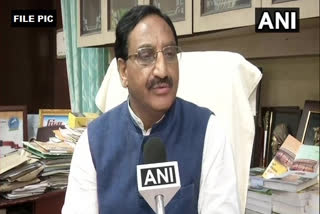 Remaining class 10 and 12 CBSE exams to be held at over 15  000 centres: Ramesh Pokhriyal  Remaining class 10 and 12 CBSE exams to be held at over 15,000 centres: Ramesh Pokhriyal  സിബിഎസ്ഇ 10,12 പരീക്ഷകൾ 15,000 കേന്ദ്രങ്ങളിലായി നടത്തും: രമേശ് പൊഖ്രിയാൽ നിഷാങ്ക്  രമേശ് പൊഖ്രിയാൽ നിഷാങ്ക്