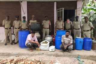 polices rides to illigal liquer shops at east godavari