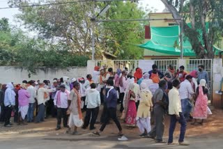 khairagarh farmers in bank