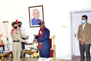 Governor Bandaru Dattatreya honored NCC cadets in shimla