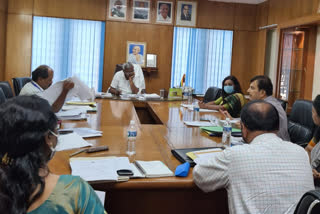 Minister ST Somashekar instructs to review DCC achievements