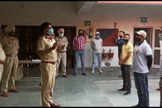 Thanks to the volunteers who helped the police administration during the curfew in jalandhar