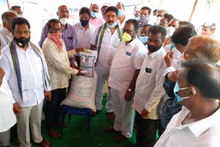 subsidy seeds distributed to farmers in bhogapuram vizianagaram districgt