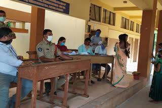 migrate workers of vizianagaram dst  chipurapalli quarantine realised after tested negative