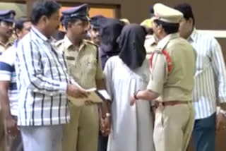 Vijayawada police arrest famous thief wh theft gold from  3 years back