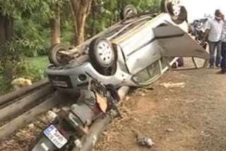 tire puncture car Roll over