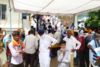 Hundreds of people gathered in front of the bank in sheopur