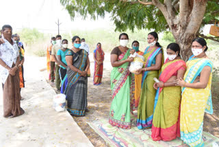 Distribution of essential commodities to transgenders in Janagama district
