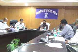 home minister anil deshmukh in meeting in washim