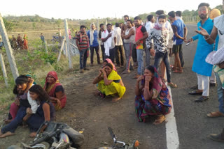 bike-rider-dies-in-a-truck-collision-at-amarwara-in-chhindwara