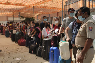 1500 migrants in South Delhi sent to Northeast amid COVID-19 outbreak