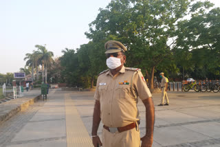 people can walk near sukhna lake till 7 in the evening