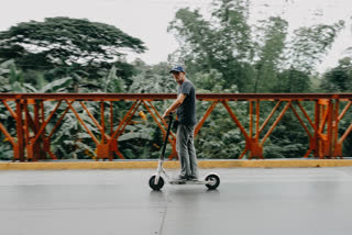 Rome unveils scooter sharing project