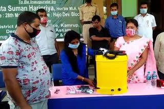 বিধায়িকা সুমন হৰিপ্ৰিয়াৰ কৃষি সঁজুলি বিতৰণ