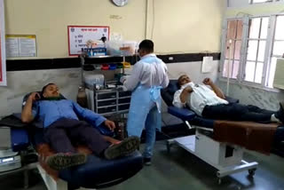 Blood donation camp in mandi hospital