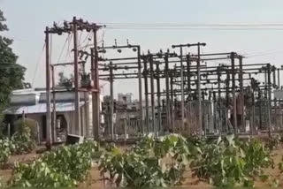 Villagers are upset due to unannounced power cuts in balaghat