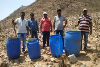 pollices rides at illigal liquer centre at prakasam