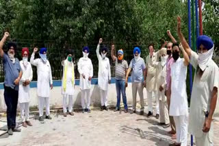 Farmers protest against Punjab government over motor bills