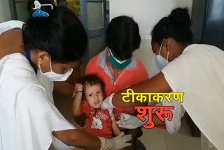 Vaccination of pregnant women and children resumes after two month in dumka