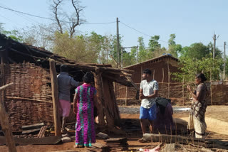 A fire broke out in the house of a laborer in Ahwa