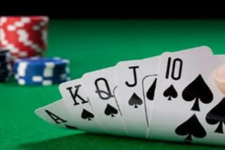 police arrested 10 people playing solitaire in guntur district