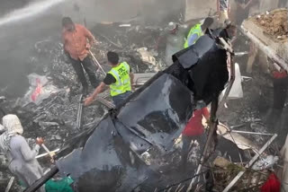pakistan karachi plane crash