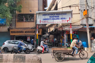 Corona lockdown effect in Asia largest wholesale market Gandhi Nagar