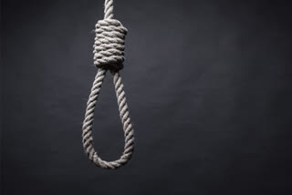 Female police constable found hanging at home in Andhra Pradesh