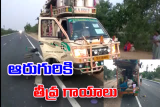 నల్గొండ జిల్లాలో టాటా ఏస్​ను ఢీ కొట్టిన లారీ