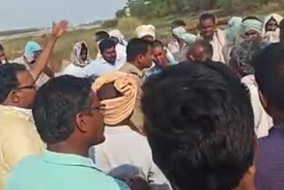 Villagers agitated at sand reaches in Muttaipalem