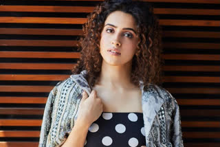 sanya malhotra little finger surgery amid lockdown