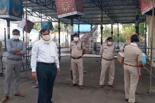 Railway Superintendent of Police visits Narsinghpur railway station