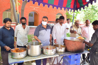 nirmal district sp honored food donors