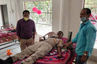 blood donation camp held by rss in mangaldoi