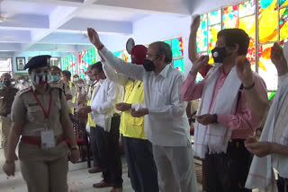 civil defence volunteers honored by mla virendra kadian and sdm