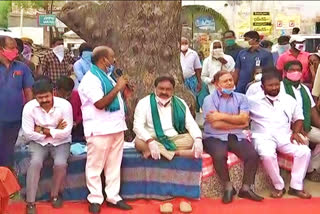 Minister Errabelli Dayakar Rao participated in an awareness program on controlled cropping in Varicol, Warangal Rural district