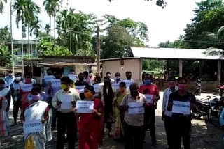 Silent protest by weavers at Hajo of kamrup