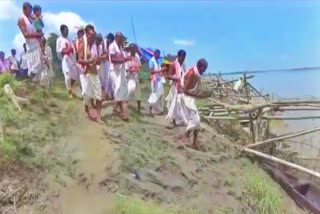 brahmaputa river erosion effected in banpuroi-jamuguri