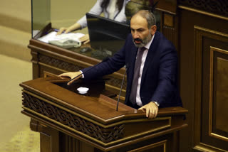 Armenia's Prime Minister  Nikol Pashinyan  Pashinyan tests COVID-19 positive  നിക്കോൾ പശിനിയൻ  അർമേനിയൻ പ്രധാനമന്ത്രി  അർമേനിയ