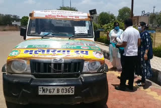 Collector gave green signal to Malaria Chariot